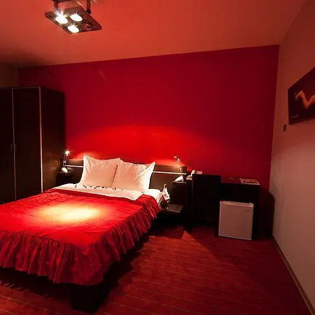 Bed & Breakfast Code In Joy 4*