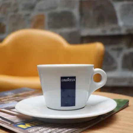 Code In Joy 4* Βελιγράδι